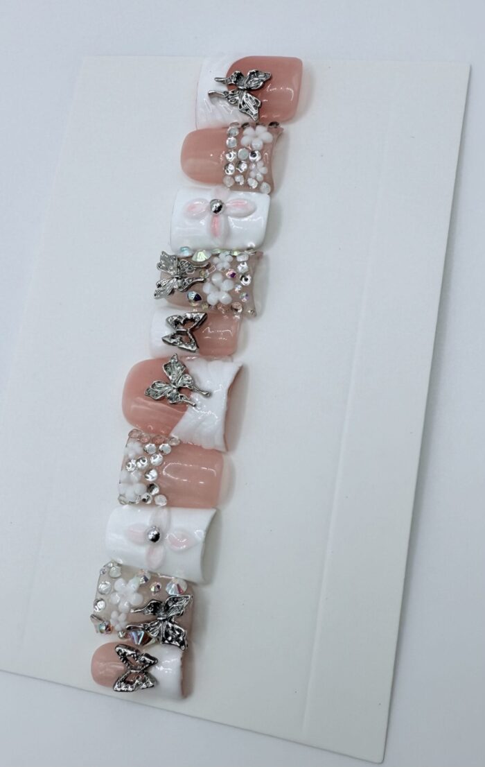 Duck Nails With Diamond Tips - Image 5