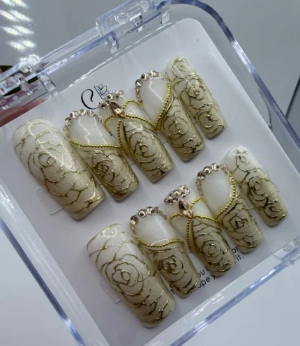 Vintage Gold Rose Press On Nails – Luxury